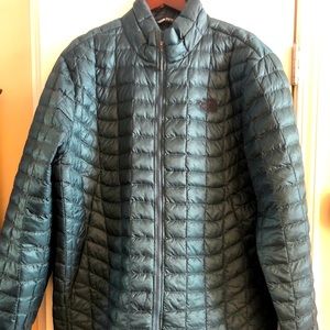 Men’s XL Northface down quilted jacket great cond